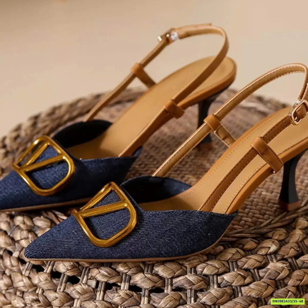 GIÀY MŨI NHỌN CAO GÓT NỮ