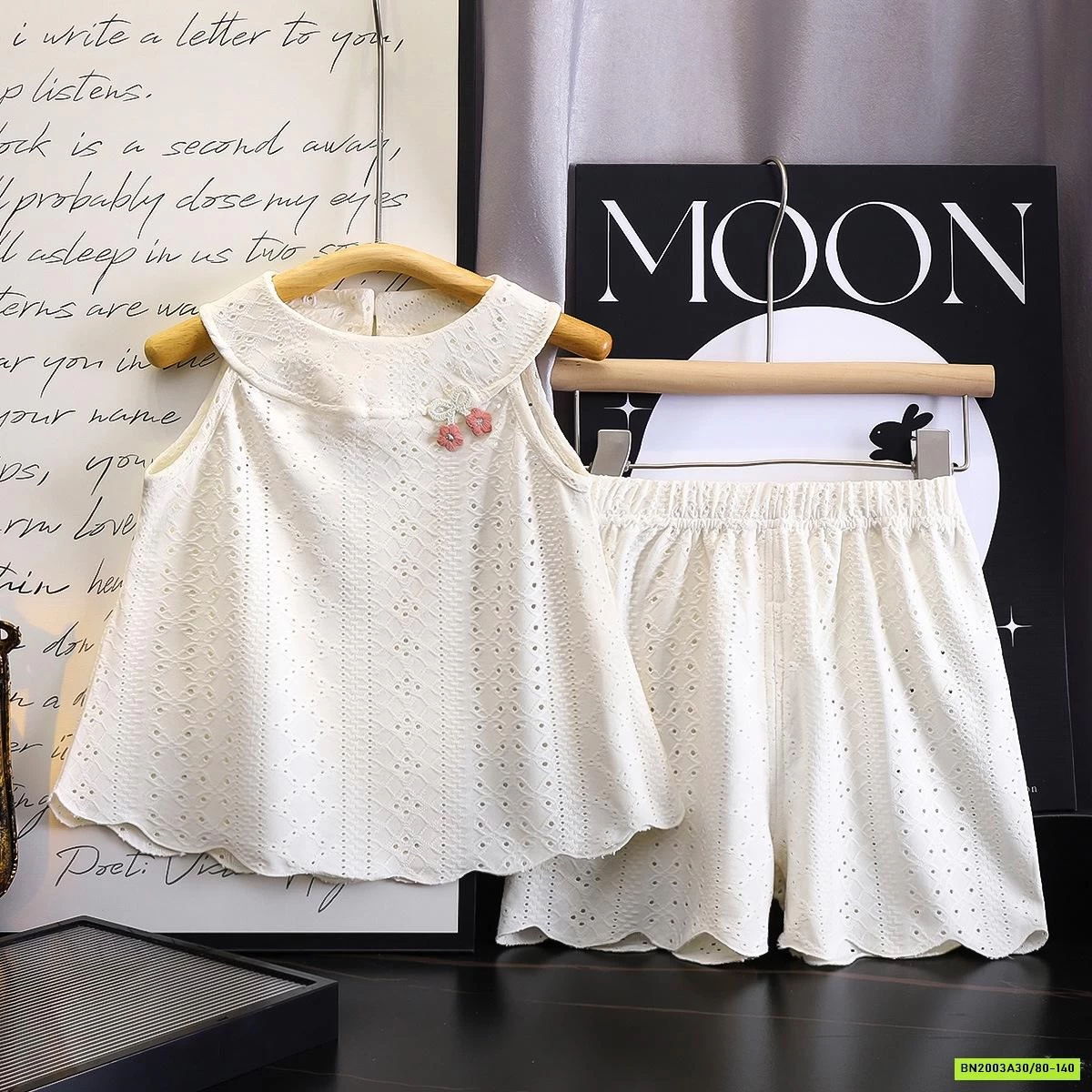 BỘ HÈ CỔ YẾM BÉ GÁI