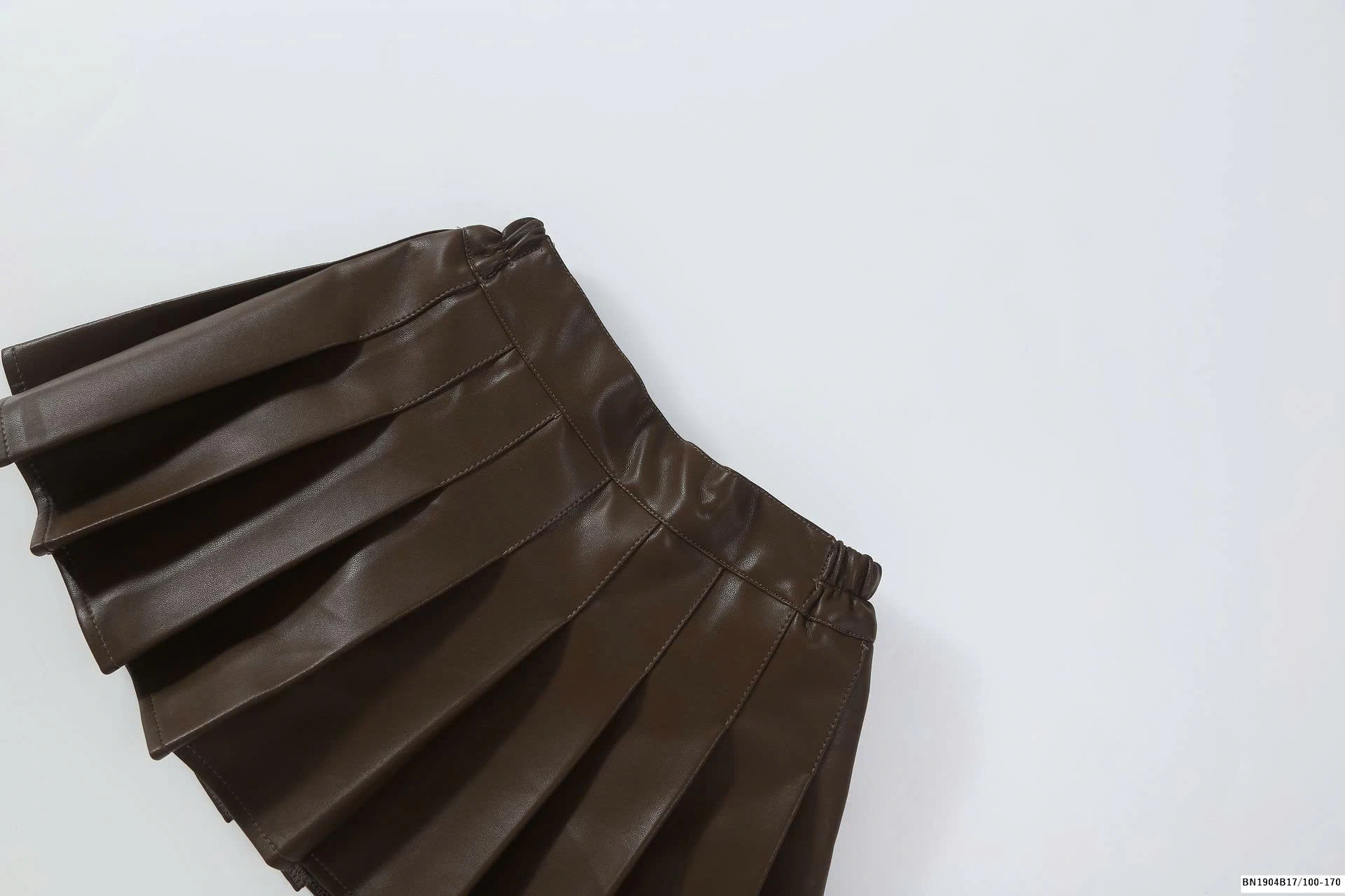 CHÂN VÁY DA XẾP LY CÁ TÍNH