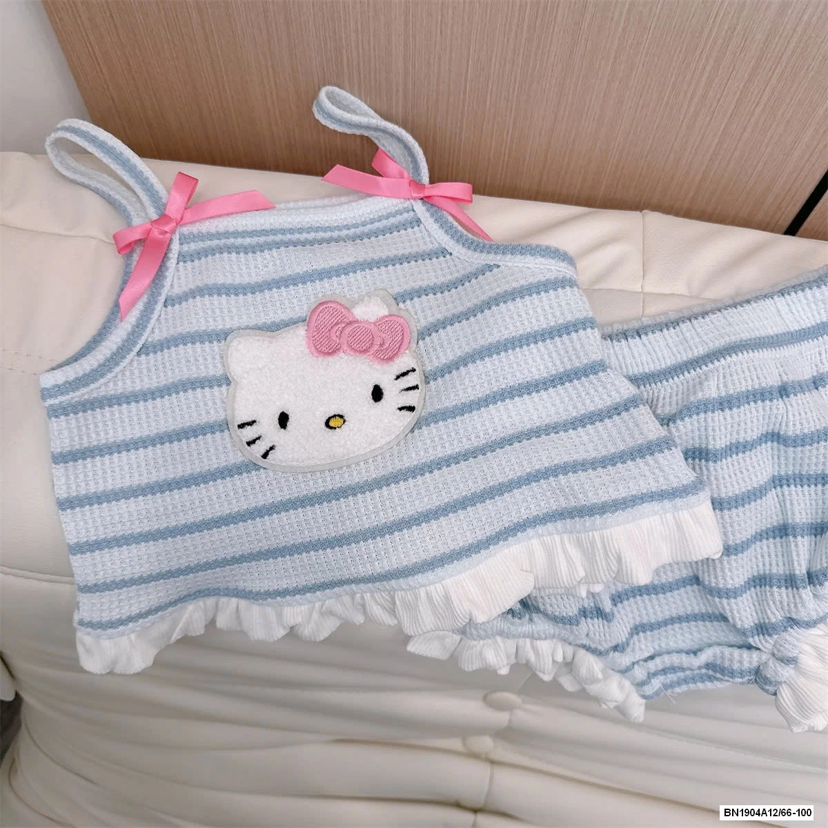 SÉT GÂN KITTY DỄ THƯƠNG