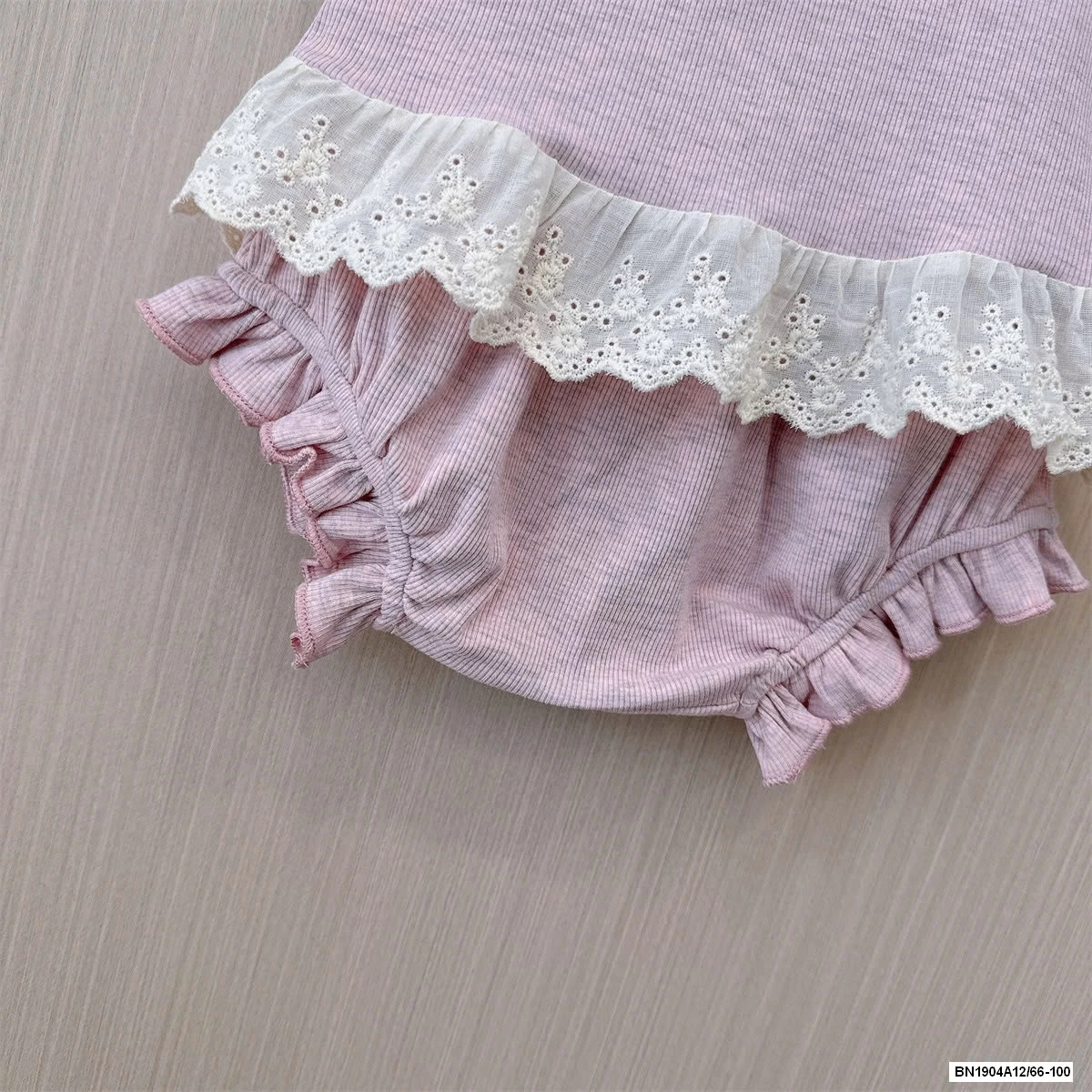 SÉT GÂN KITTY DỄ THƯƠNG