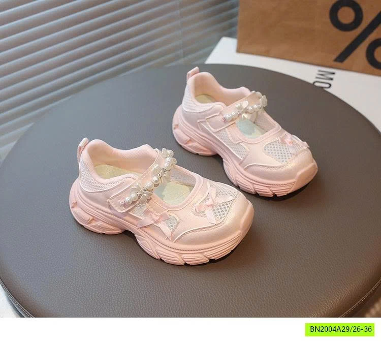 GIÀY LƯỚI THÔNG HƠI GẮN NƠ