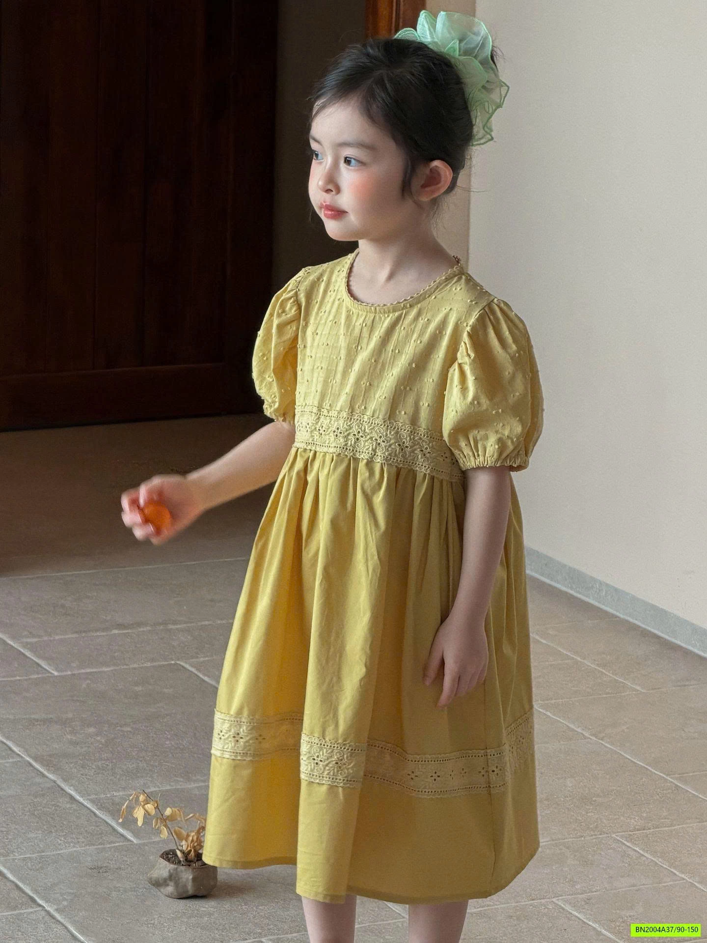 ĐẦM VÀNG TAY BỒNG XINH XẮN