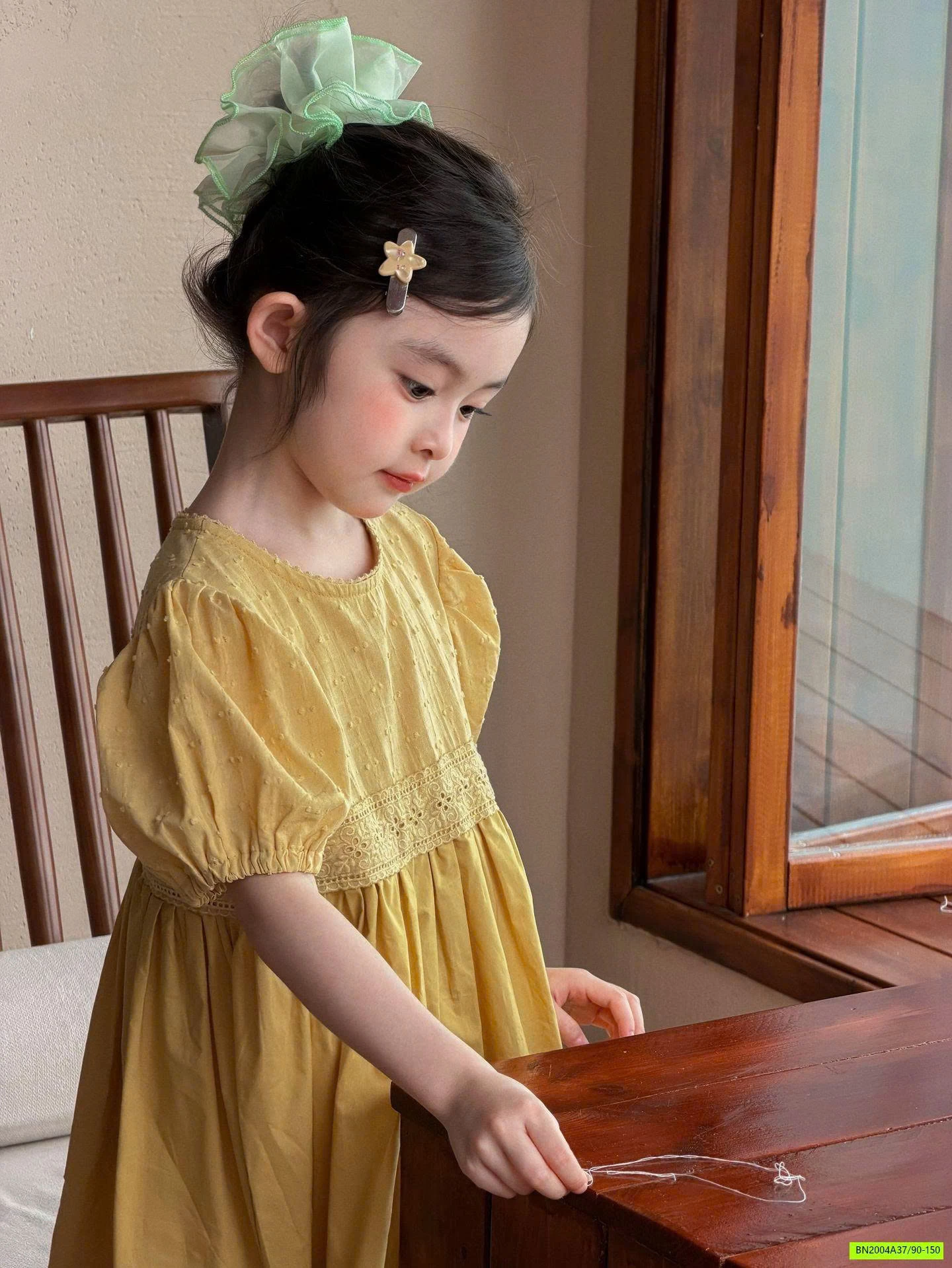 ĐẦM VÀNG TAY BỒNG XINH XẮN