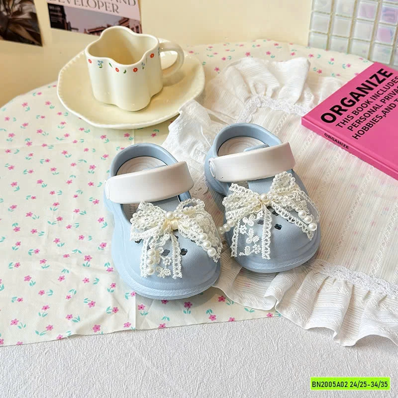 DÉP SỤC CROCS CHO BÉ