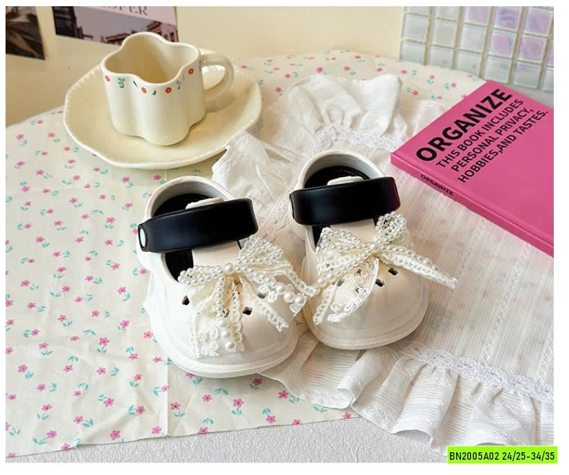 DÉP SỤC CROCS CHO BÉ