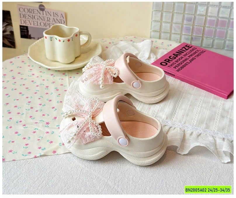 DÉP SỤC CROCS CHO BÉ