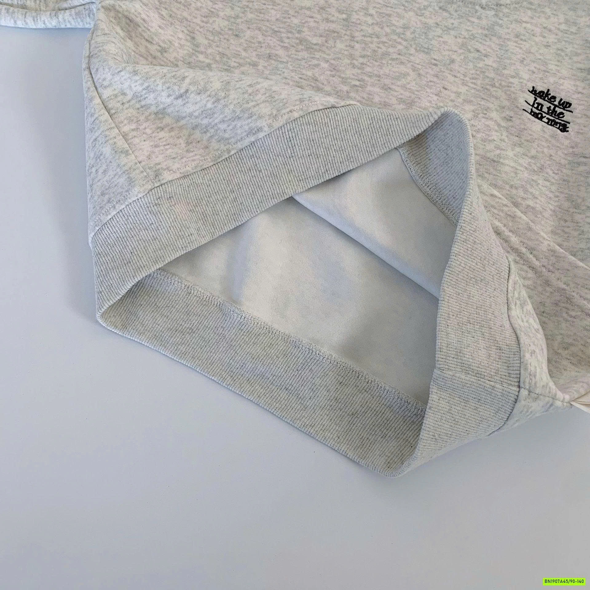 SÉT NỈ THỂ THAO QUẦN SỌC