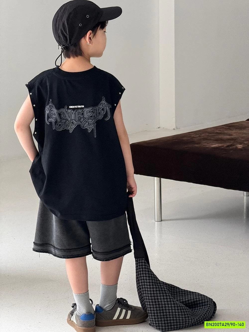 TANKTOP ĐEN TÁN ĐINH