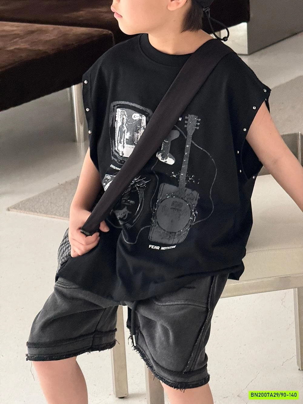 TANKTOP ĐEN TÁN ĐINH