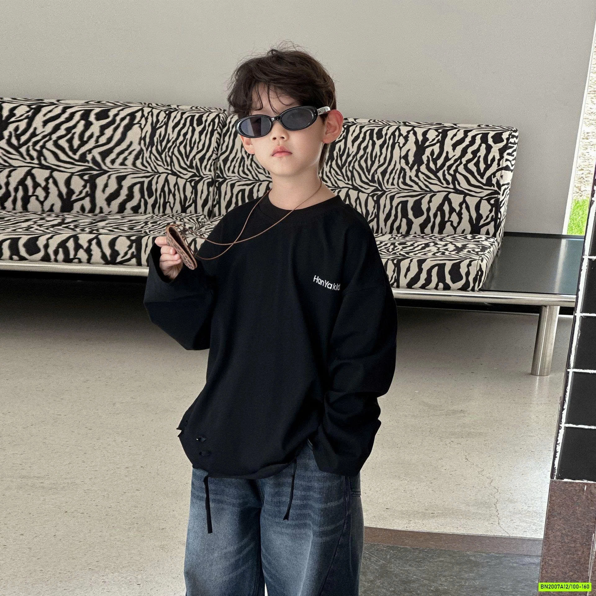 ÁO THUN TRƠN RÁCH GẤU DÀI TAY