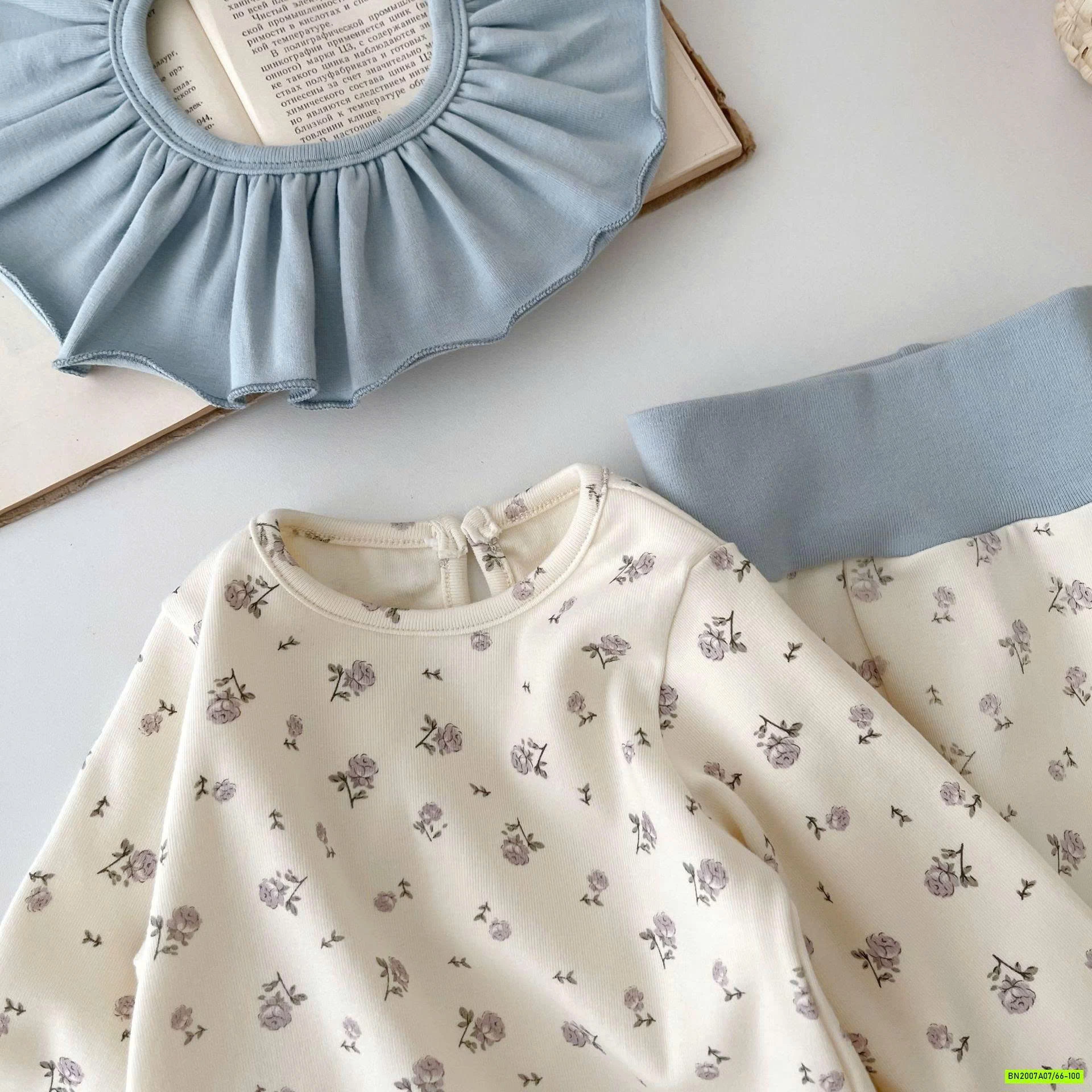 BỘ NỈ HOA NHÍ 3 CHI TIẾT