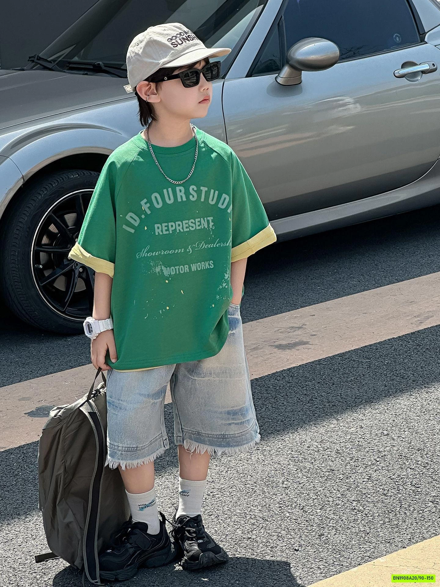 ÁO THUN XANH IN CHỮ