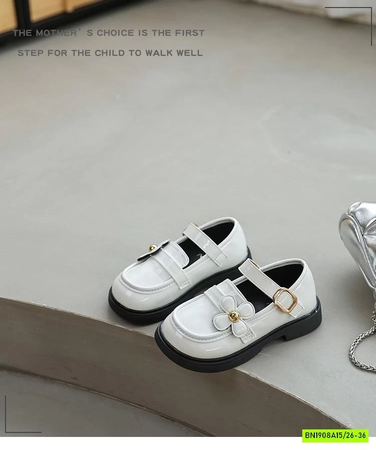 MOCA BÓNG GẮN HOA