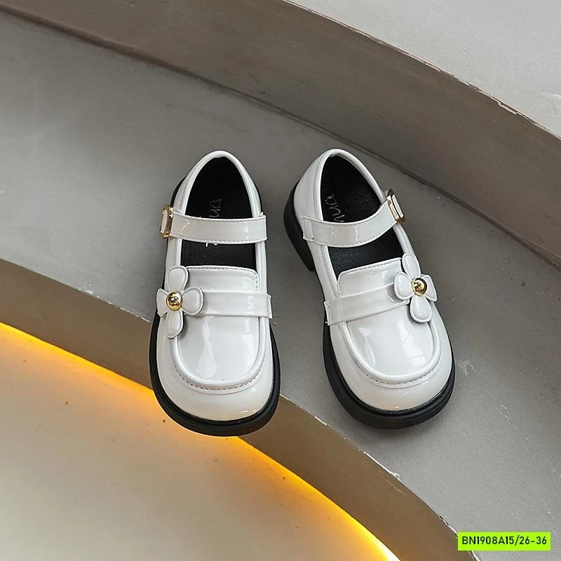 MOCA BÓNG GẮN HOA