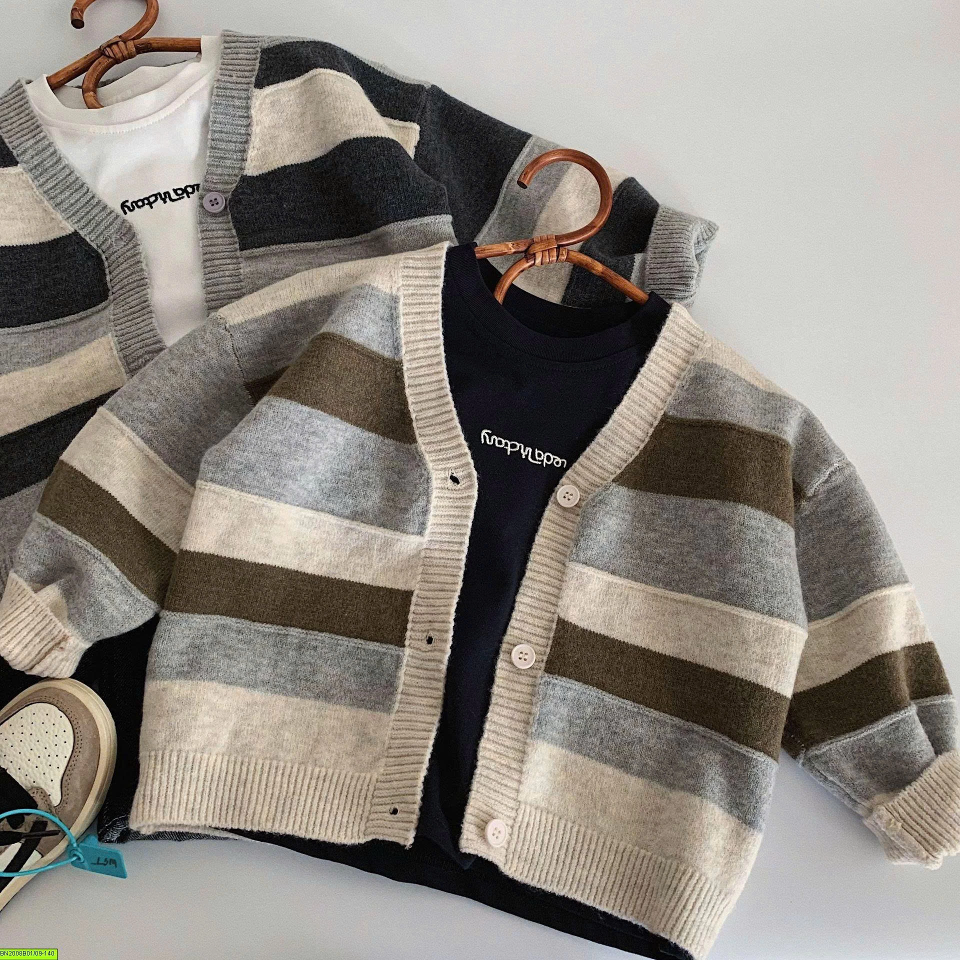 ÁO LEN CARDIGAN KẺ NGANG
