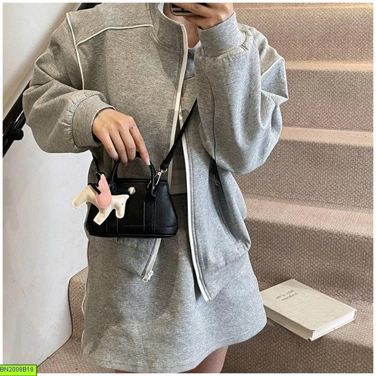 TÚI MINI KÈM MÓC KHÓA NGỰA