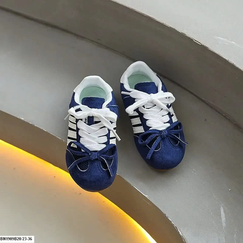 GIÀY THỂ THAO MŨI NƠ 4 VẠCH