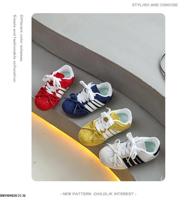 GIÀY THỂ THAO MŨI NƠ 4 VẠCH