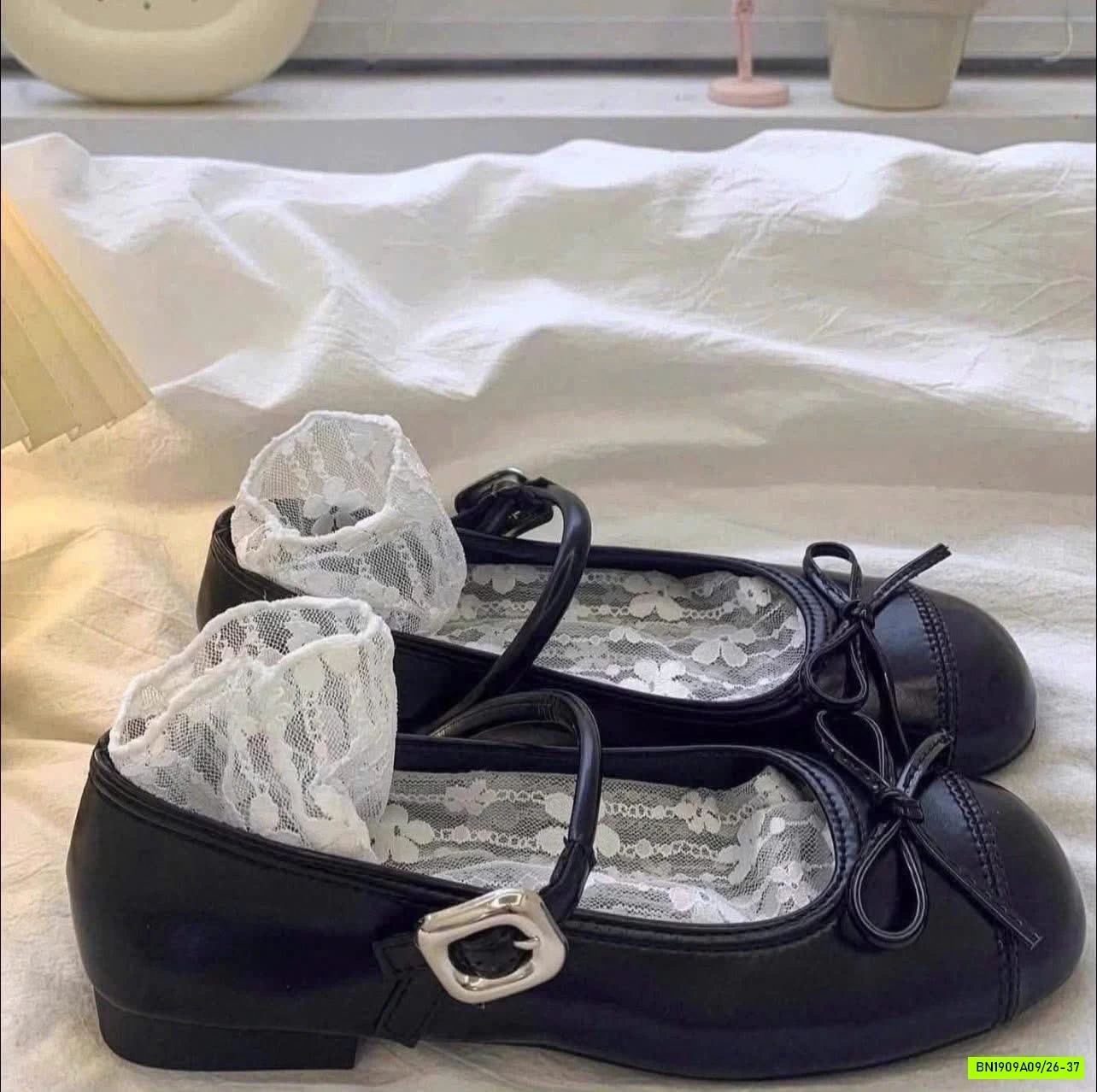 GIÀY BÚP BÊ GẮN NƠ VINTAGE