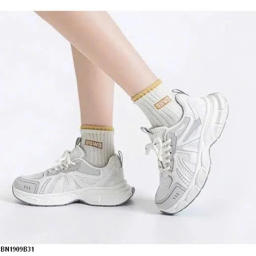 GOM SALE GIÀY THỂ THAO PAUL FRANK