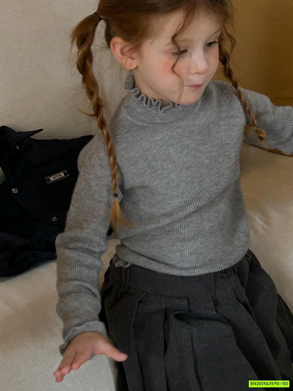 ÁO LEN CỔ VIỀN BÈO