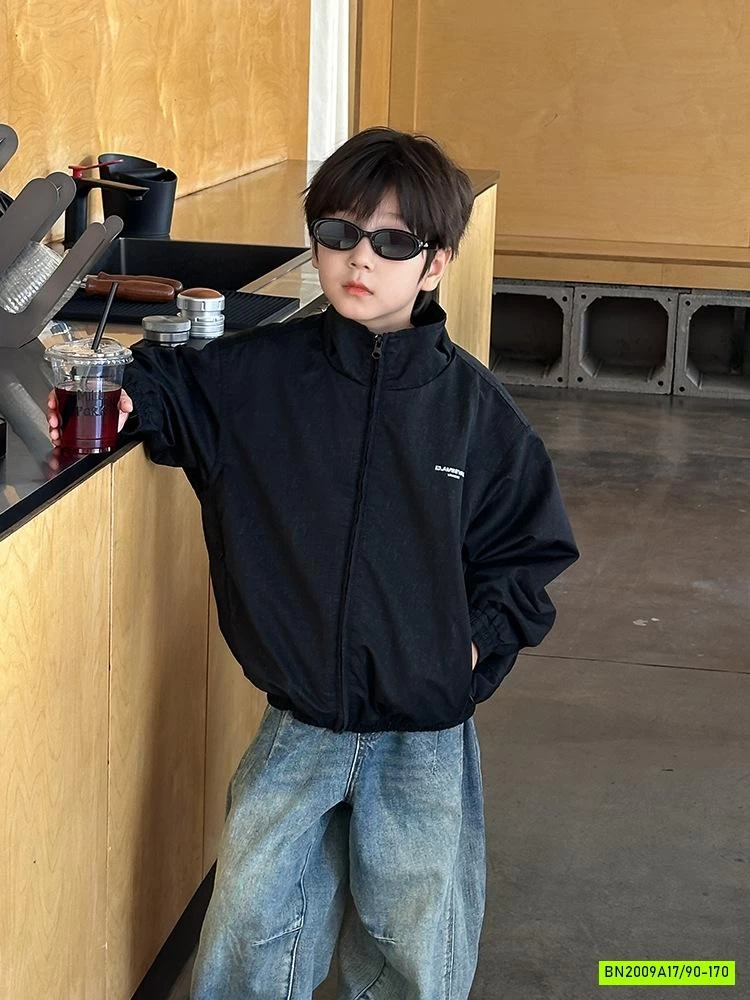 KHOÁC GIÓ ĐEN 25G153 AMBB