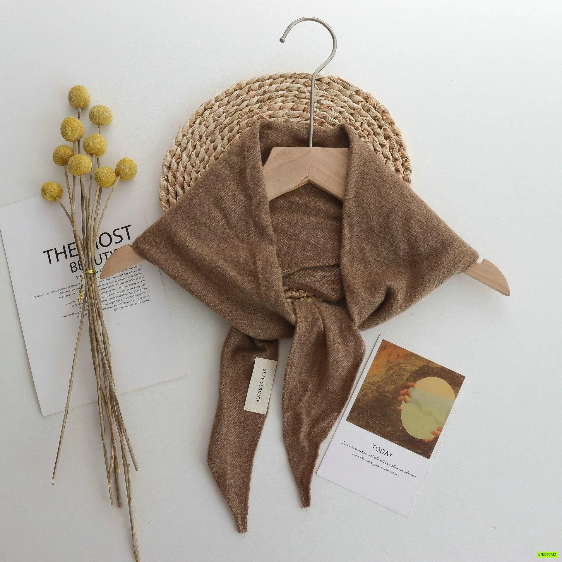 KHĂN ĐŨI QUÀNG CỔ VINTAGE