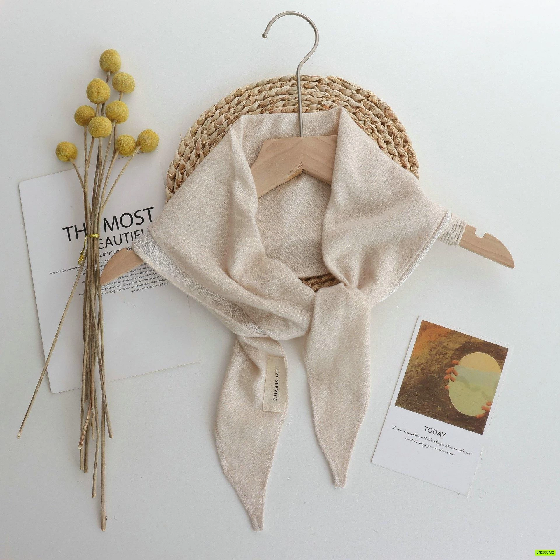 KHĂN ĐŨI QUÀNG CỔ VINTAGE