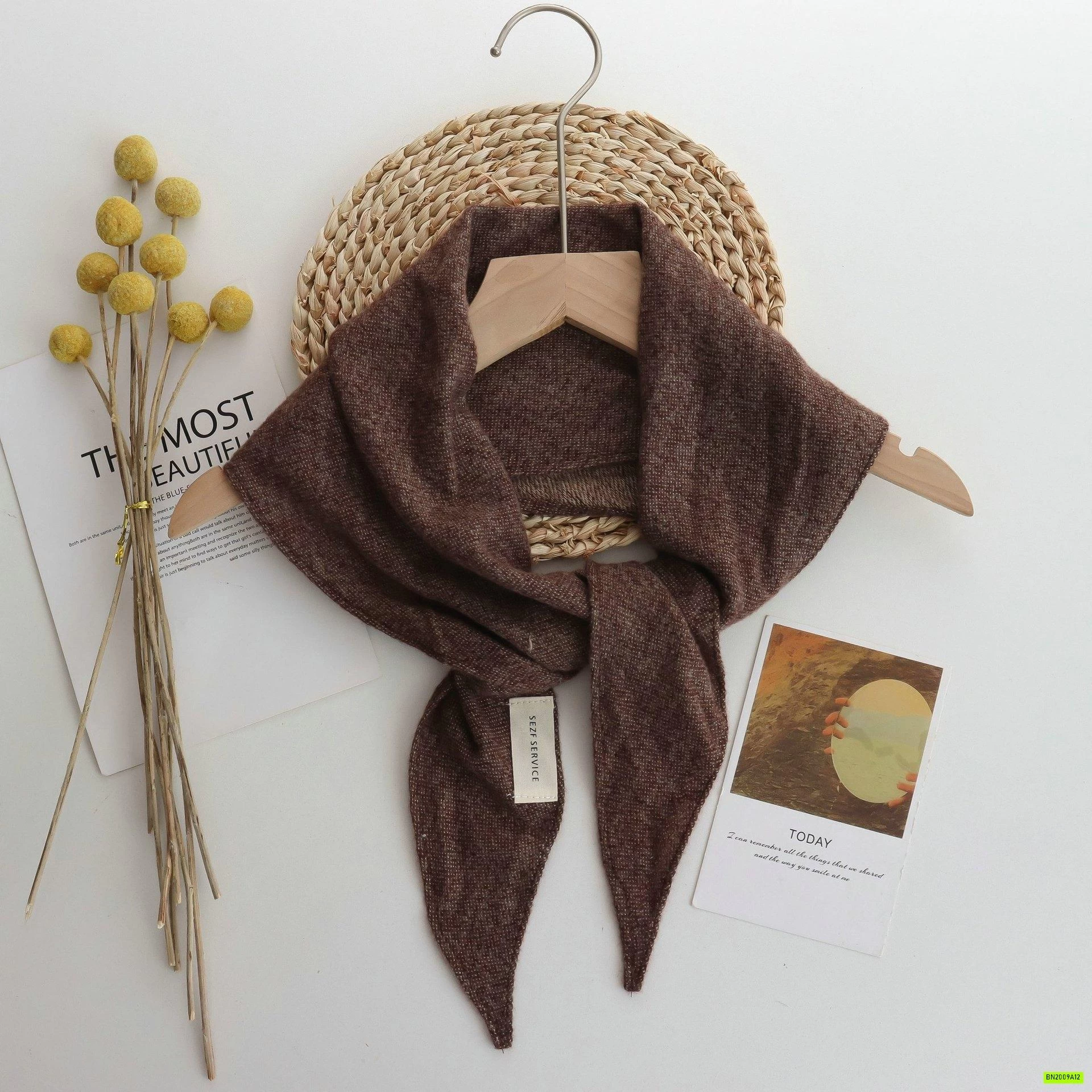 KHĂN ĐŨI QUÀNG CỔ VINTAGE