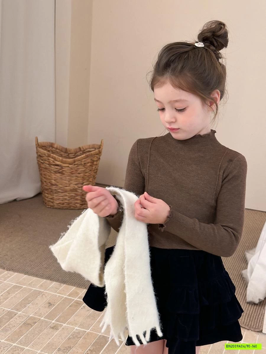 ÁO LEN CỔ VIỀN BÈO 25G092 AMBB