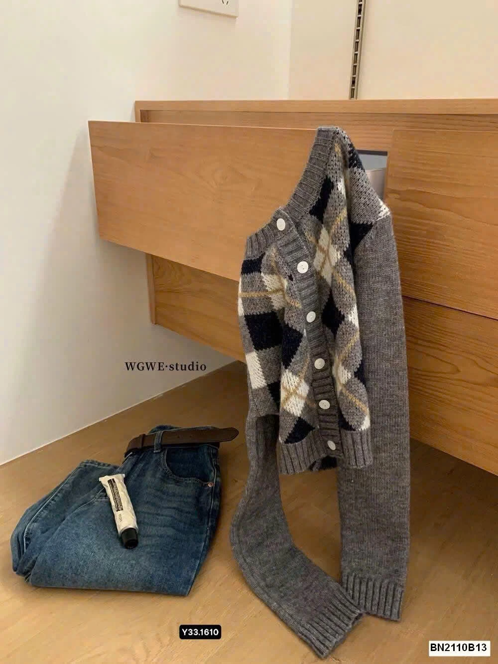 ÁO LEN QUẢ TRÁM WGWE