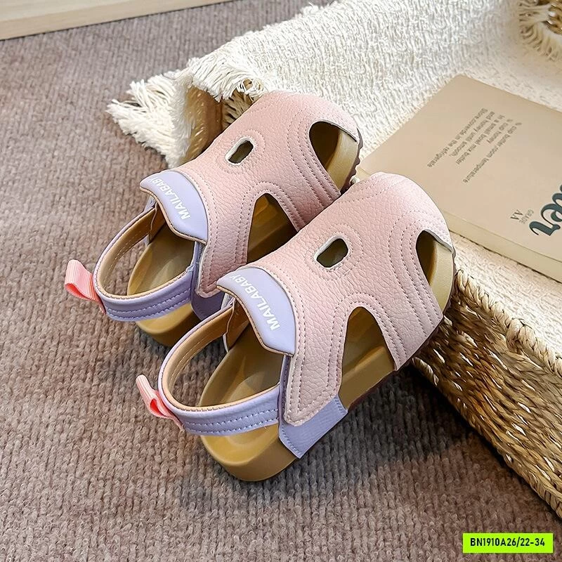 SANDAL ĐẾ BẰNG BỊT MŨI