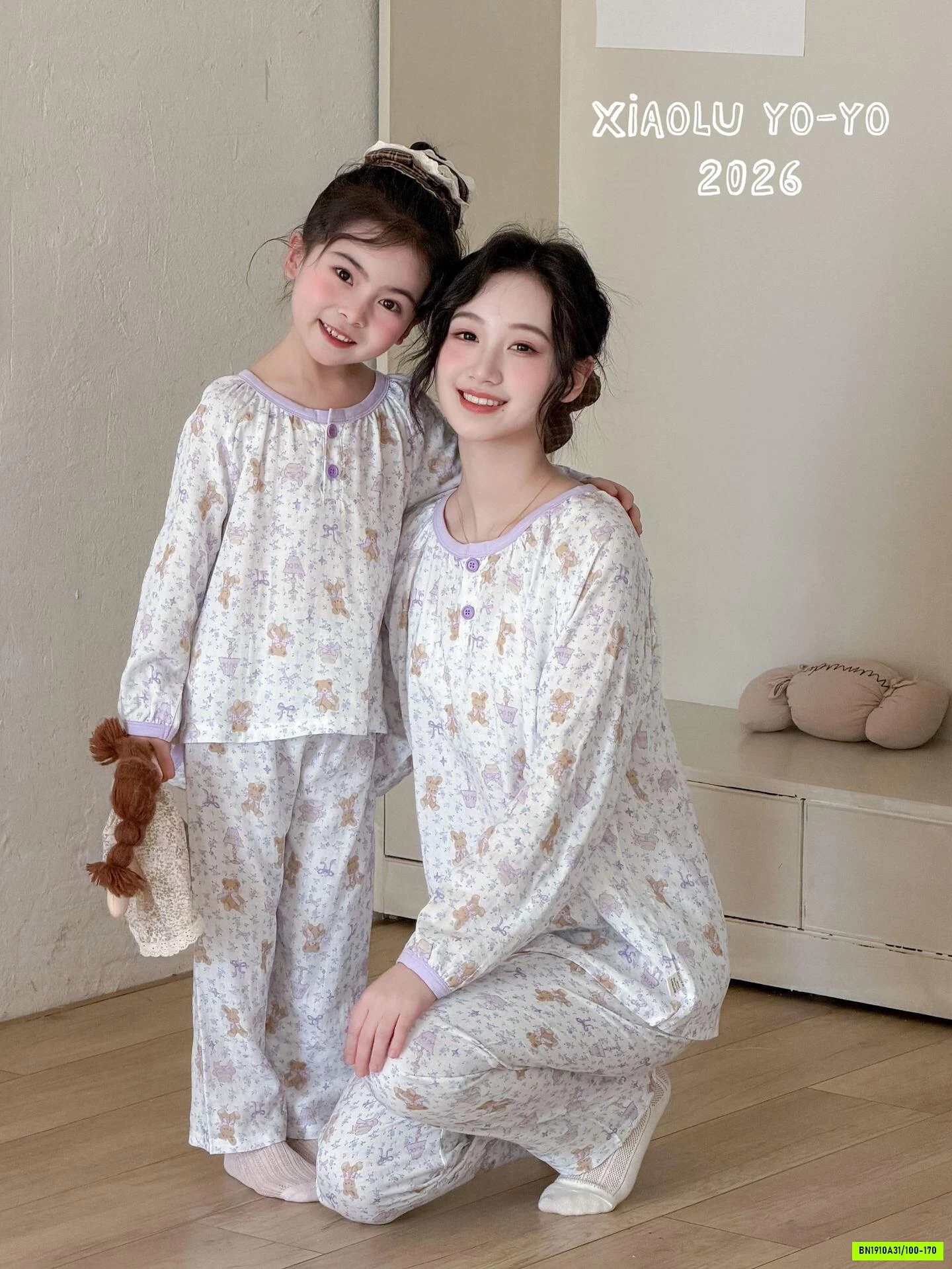 SÉT ĐŨI DÀI TAY HỌA TIẾT MẸ BÉ