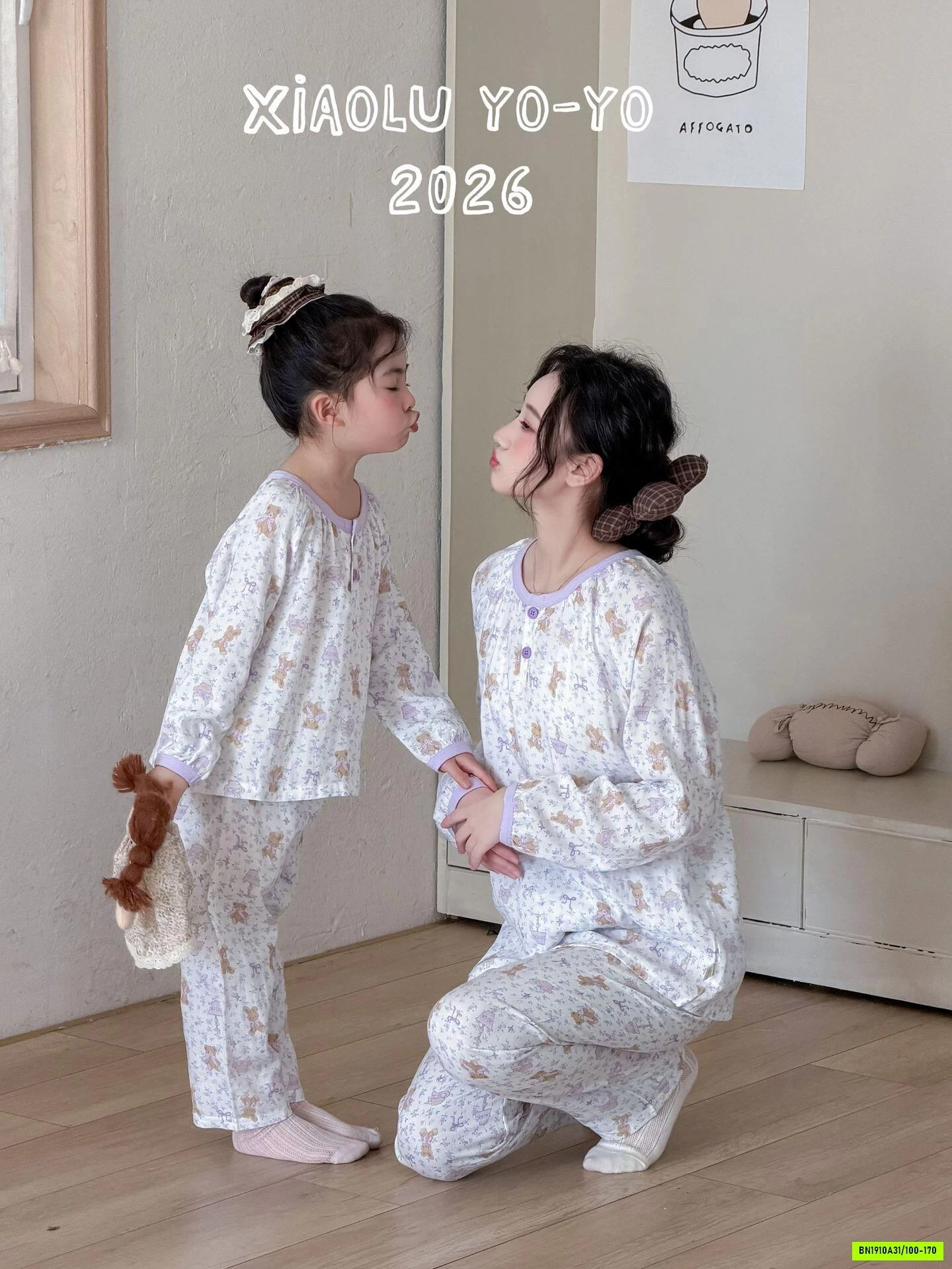 SÉT ĐŨI DÀI TAY HỌA TIẾT MẸ BÉ