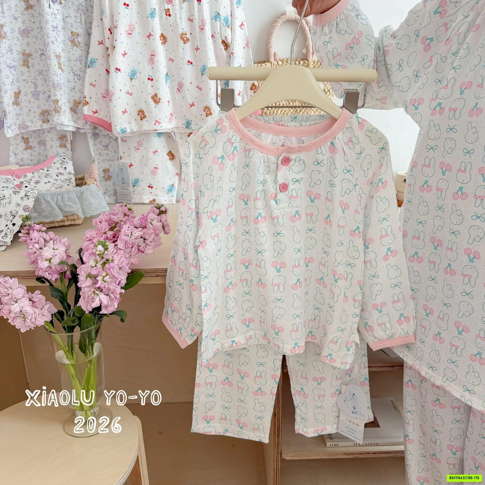SÉT ĐŨI DÀI TAY HỌA TIẾT MẸ BÉ