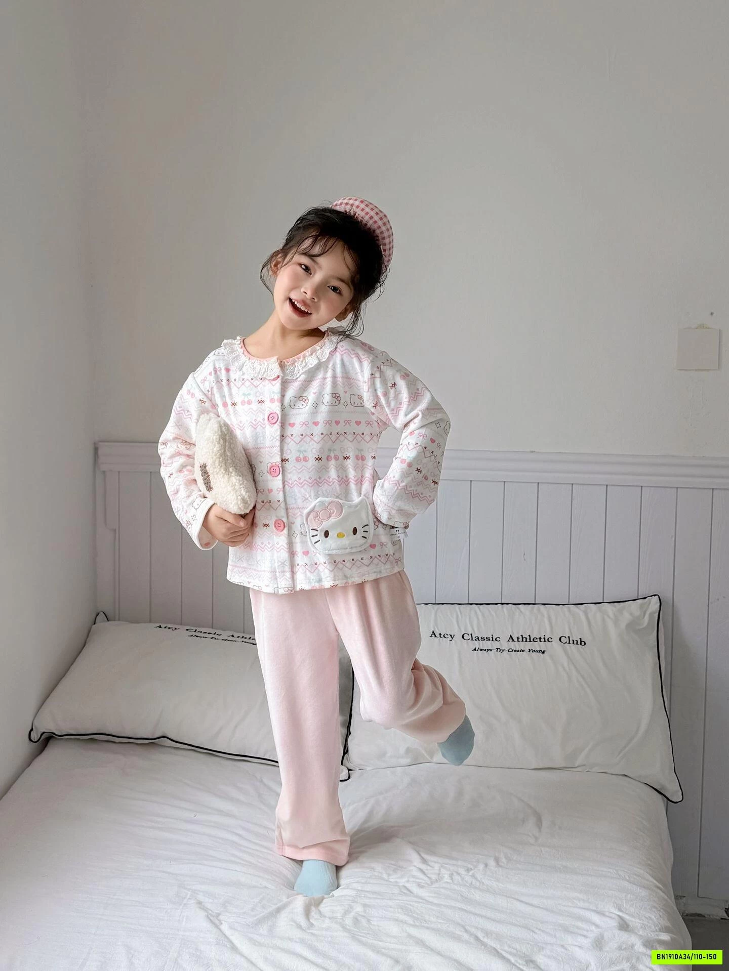 BỘ NỈ BĂNG LÔNG SANRIO CÀI CÚC