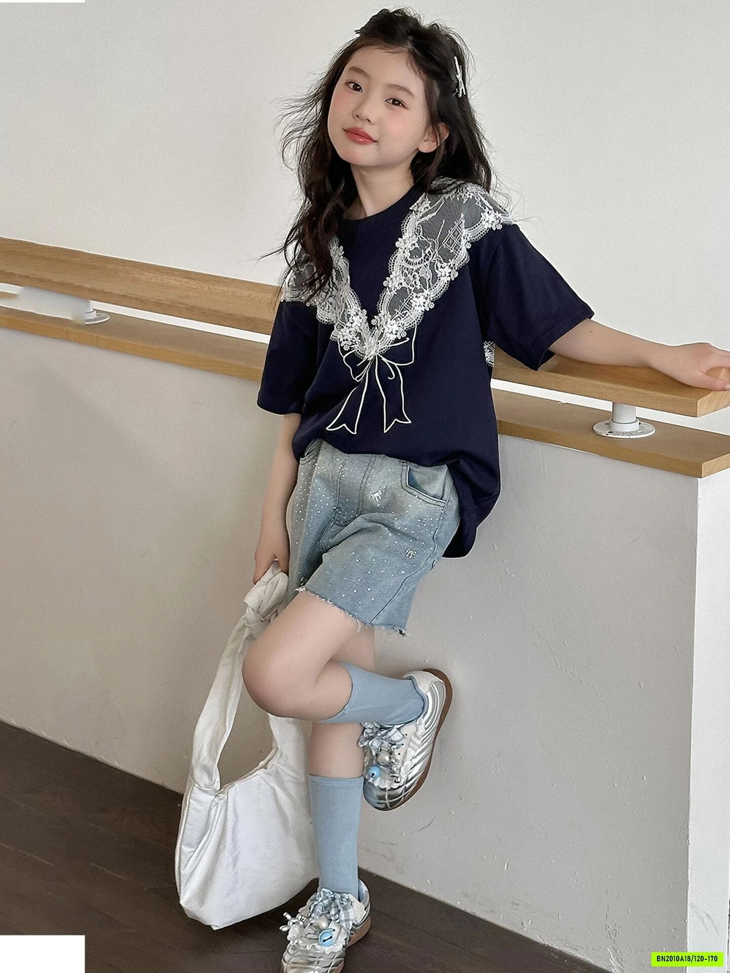 ÁO THUN PHỐI REN CHOÀNG MIX SHORT JEANS SZ ĐẠI