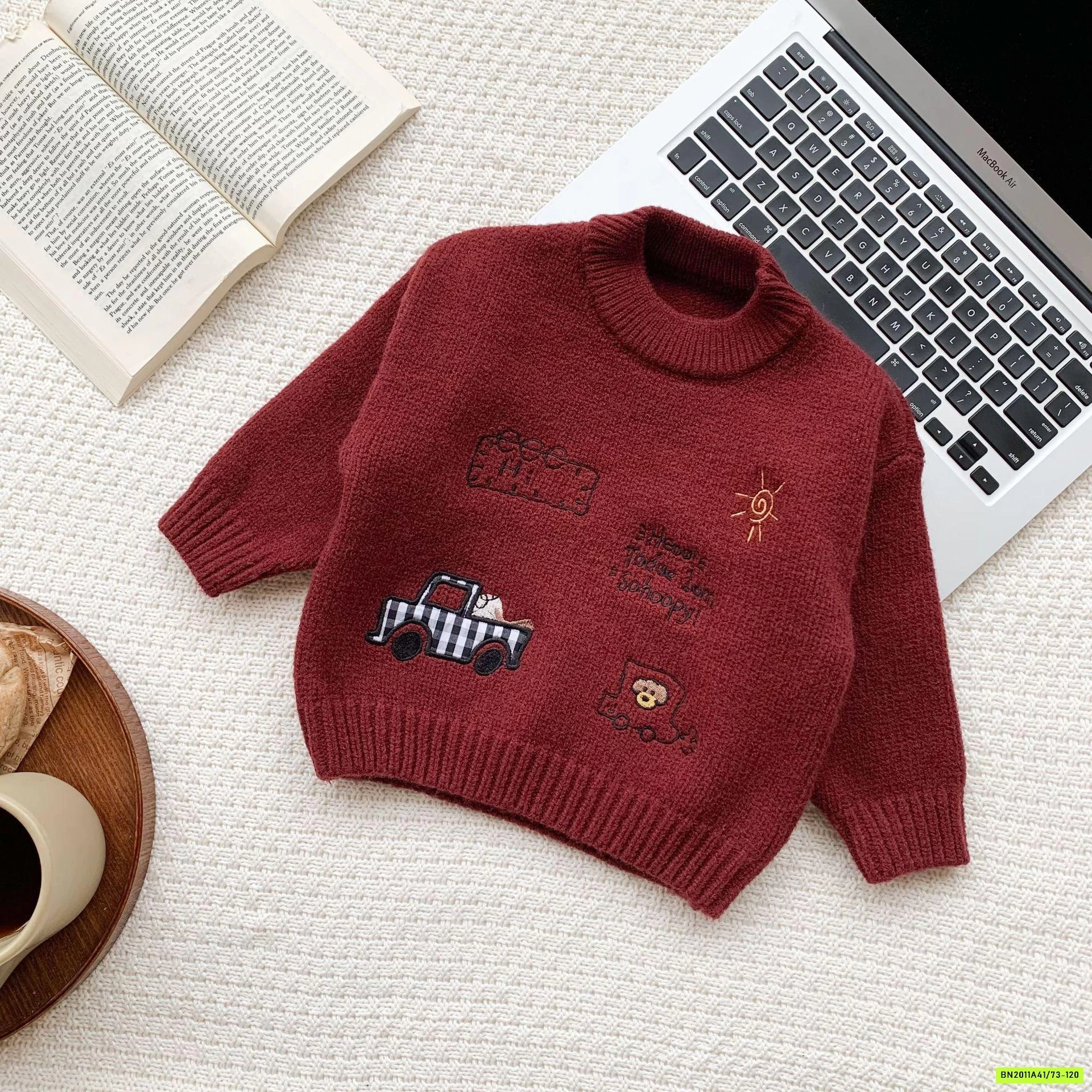 ÁO LEN ĐỎ THÊU HÌNH SZ NHÍ