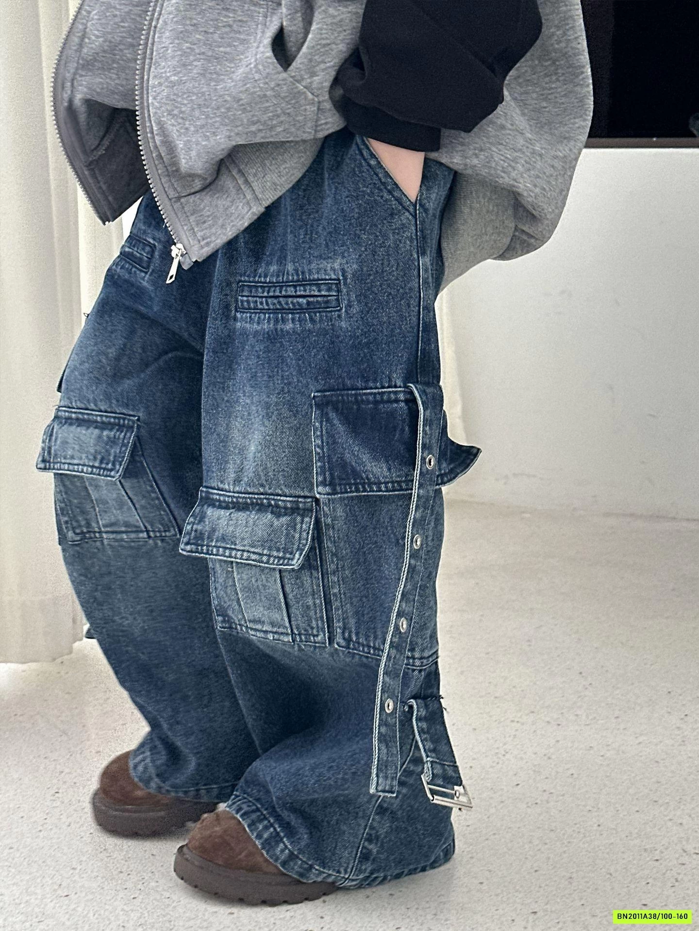 JEANS XANH SUÔNG TÚI HỘP CÁ TÍNH