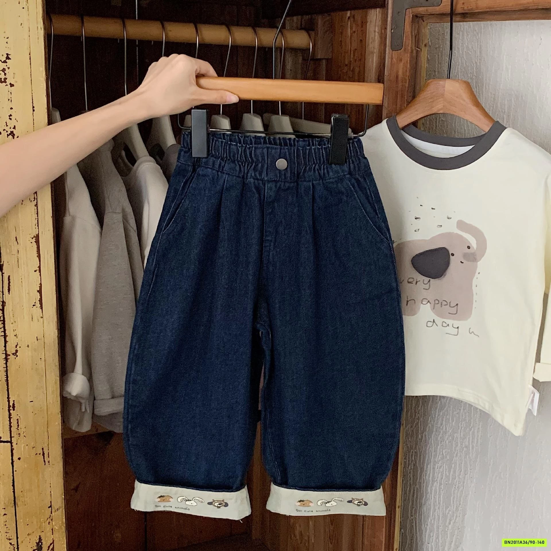 DENIM BAGGY GẤP GẤU IN HÌNH