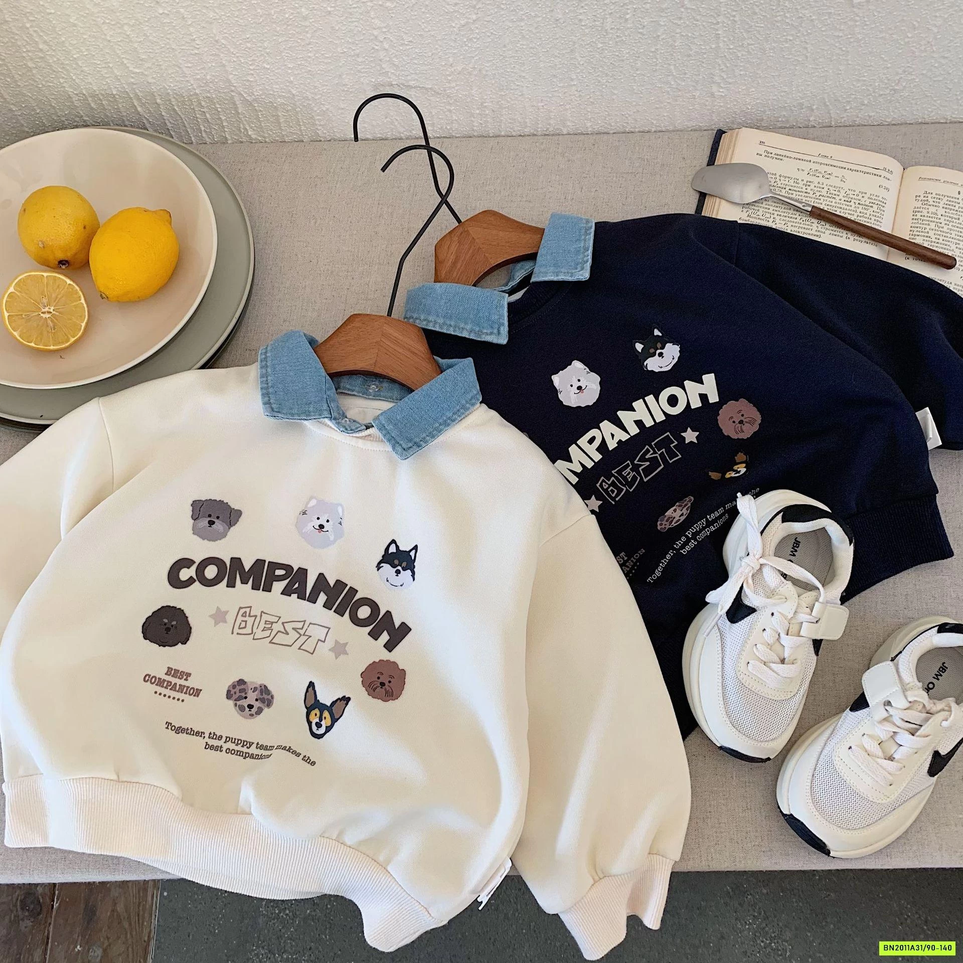 ÁO NỈ COMPANION PHỐI CỔ JEANS