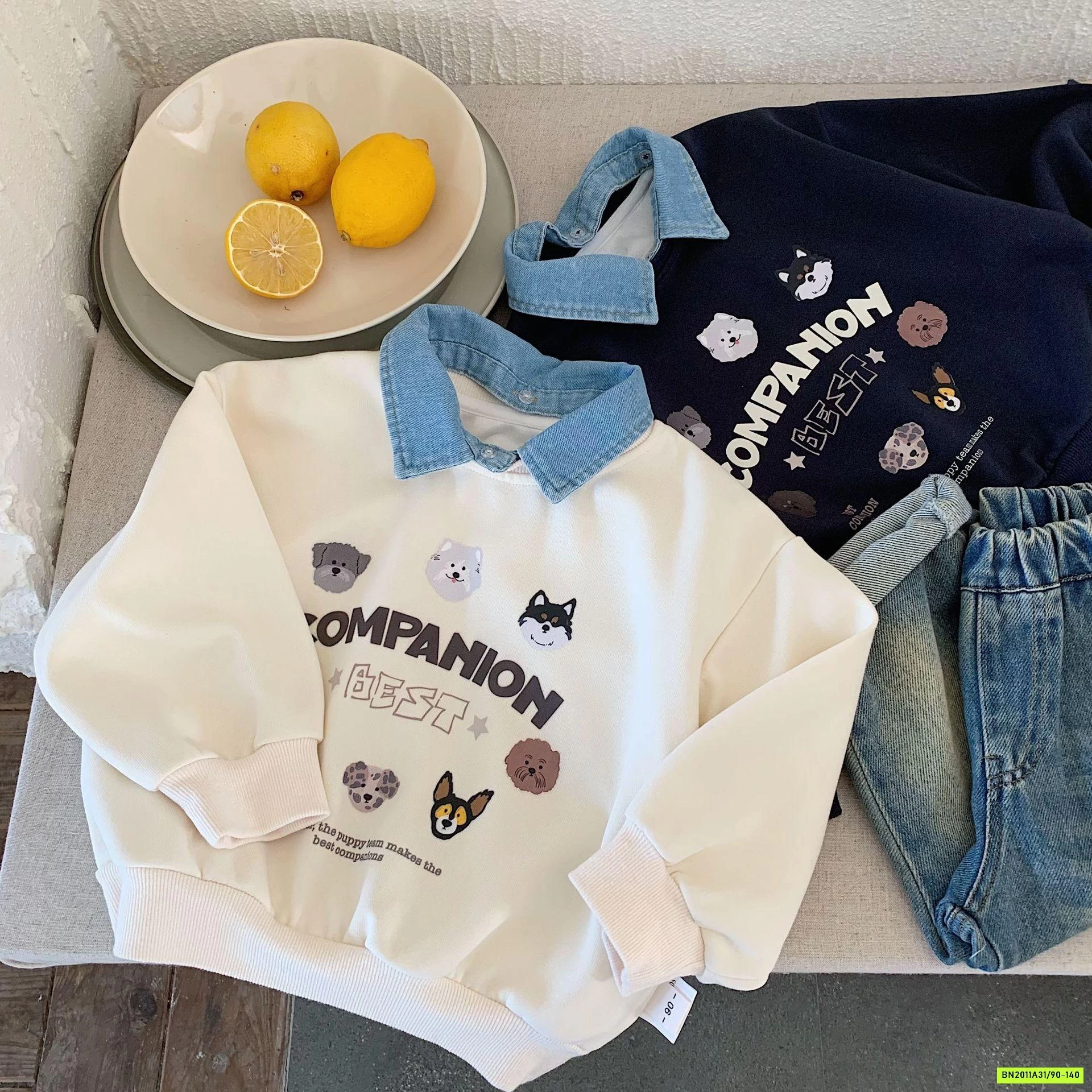 ÁO NỈ COMPANION PHỐI CỔ JEANS