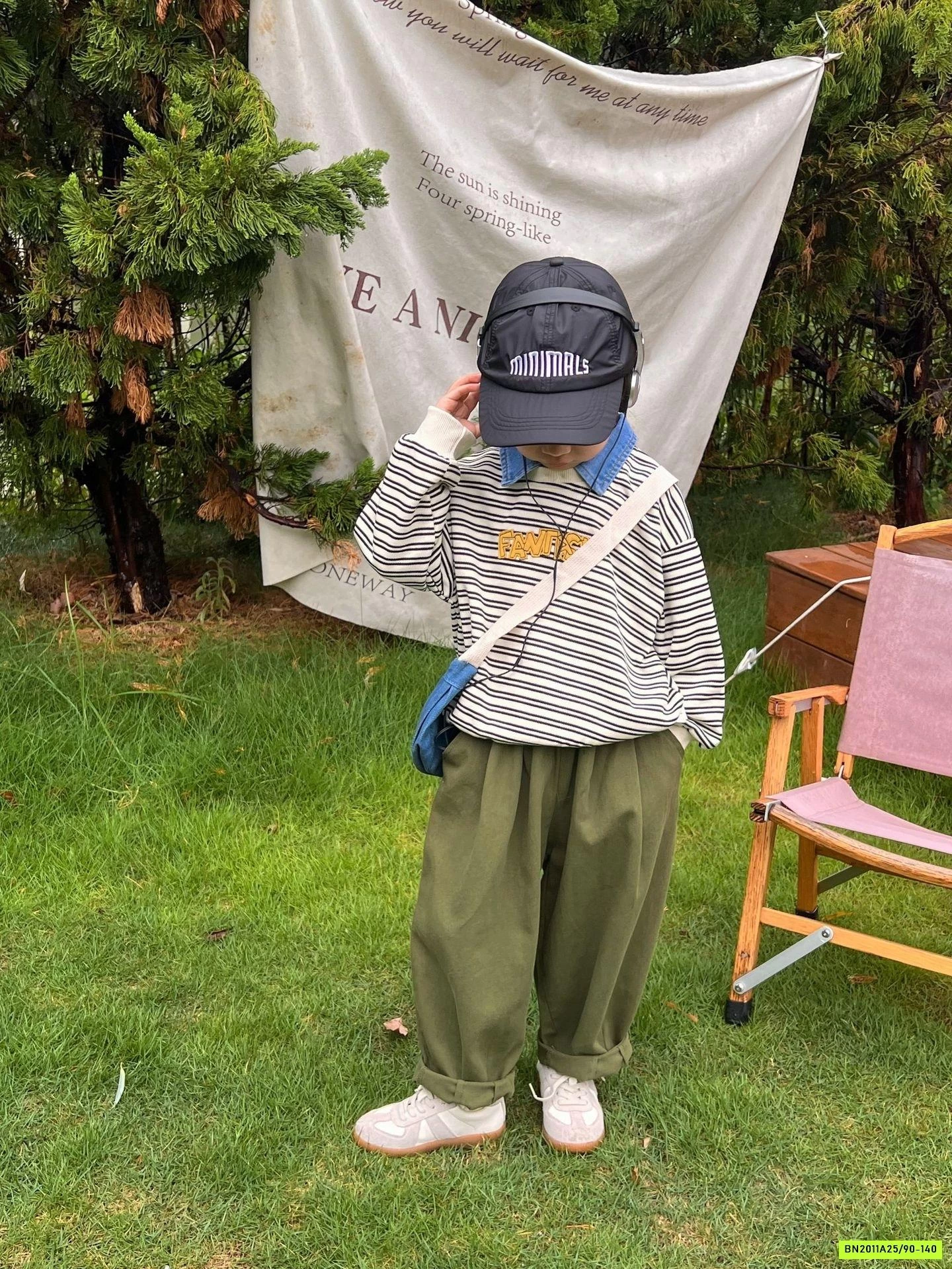 ÁO NỈ KẺ PHỐI CỔ SƠ MI