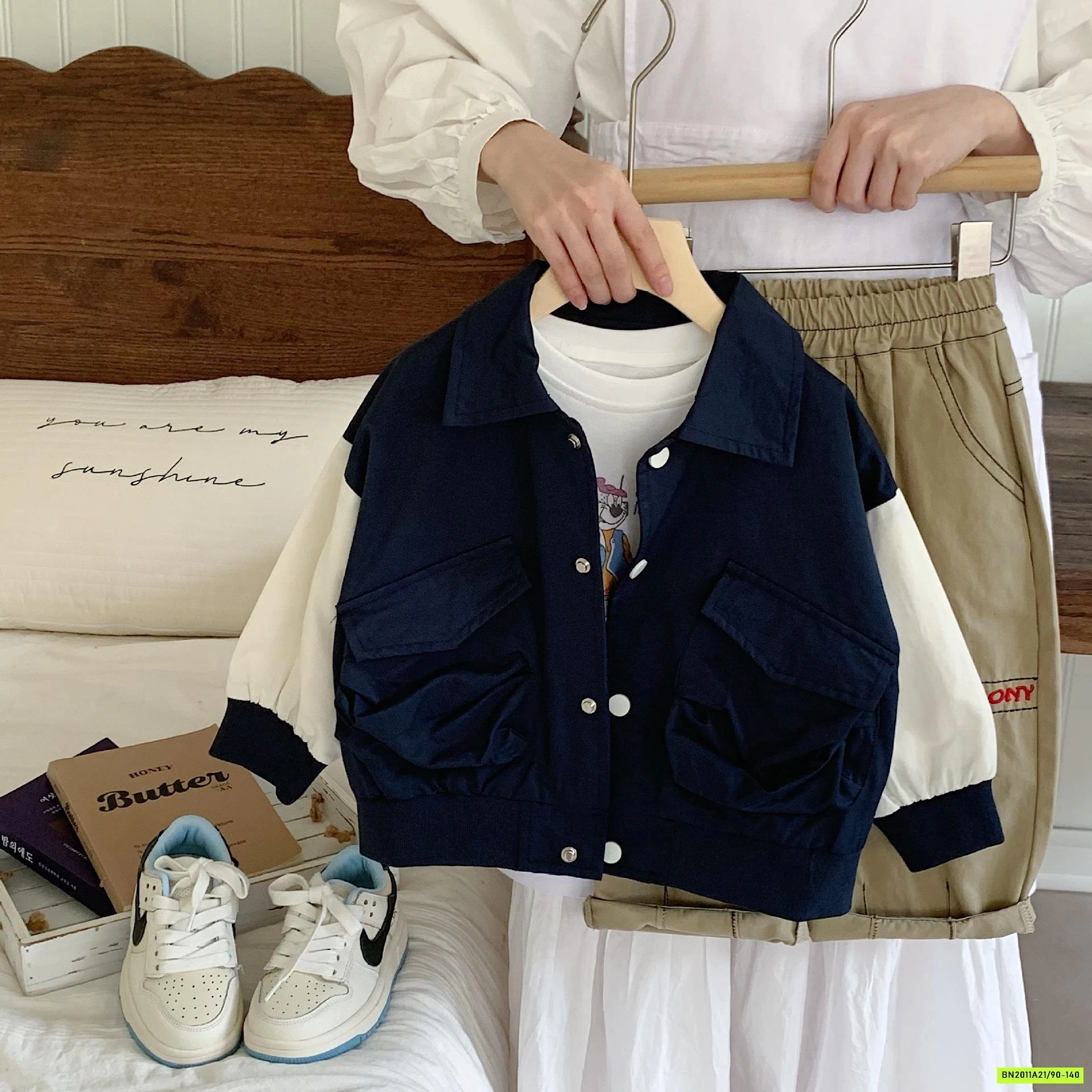 BOMBER GIÓ PHỐI MÀU TAY