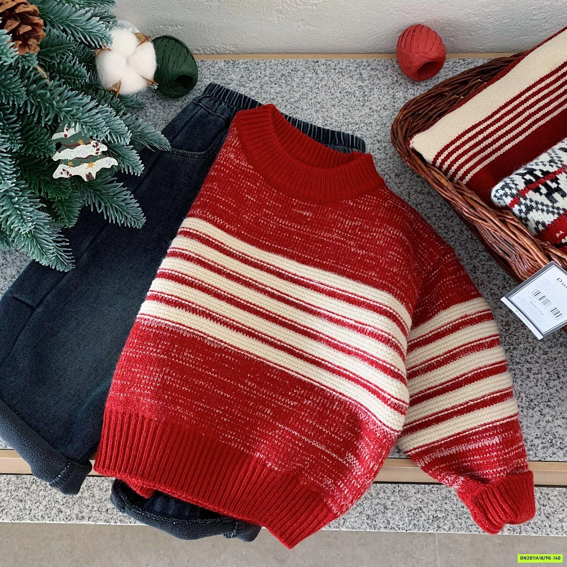 ÁO LEN ĐỎ LOANG KẺ NGANG