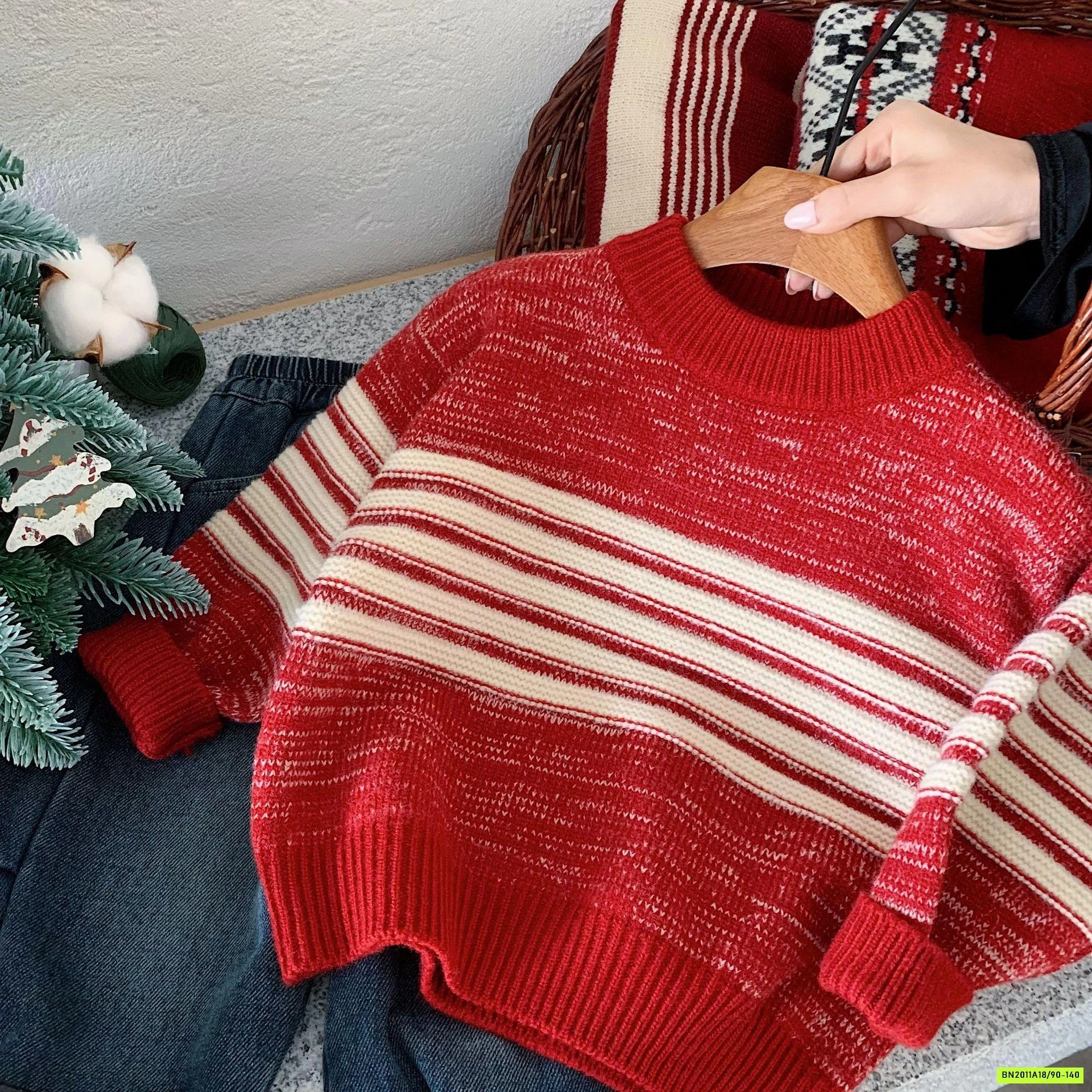 ÁO LEN ĐỎ LOANG KẺ NGANG