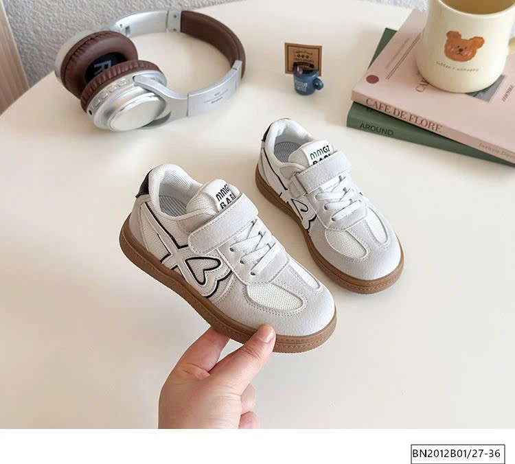 GIÀY THỂ THAO MINGZ TRÁI TIM