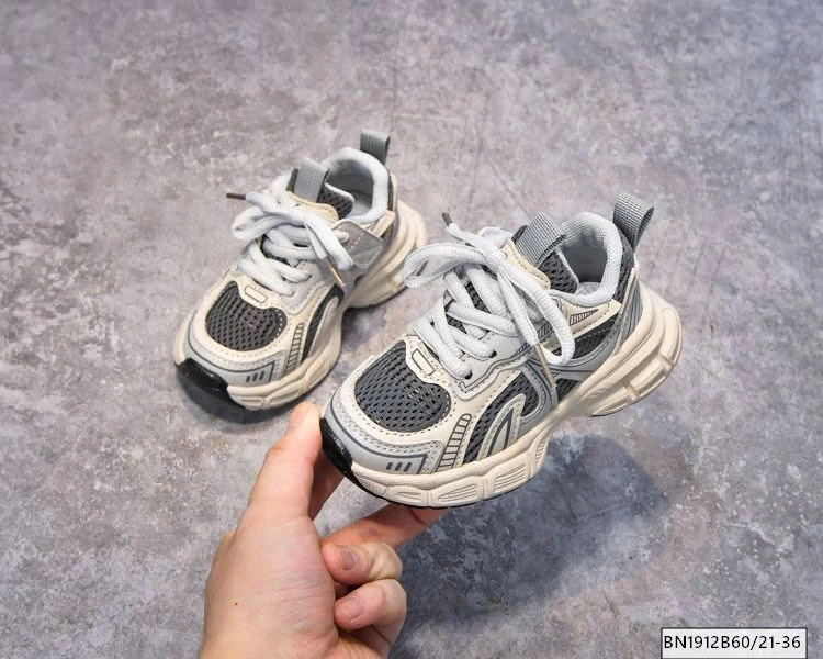 GIÀY THỂ THAO THOÁNG KHÍ – NHẸ CHÂN, LÊN FORM SIÊU ĐẸP