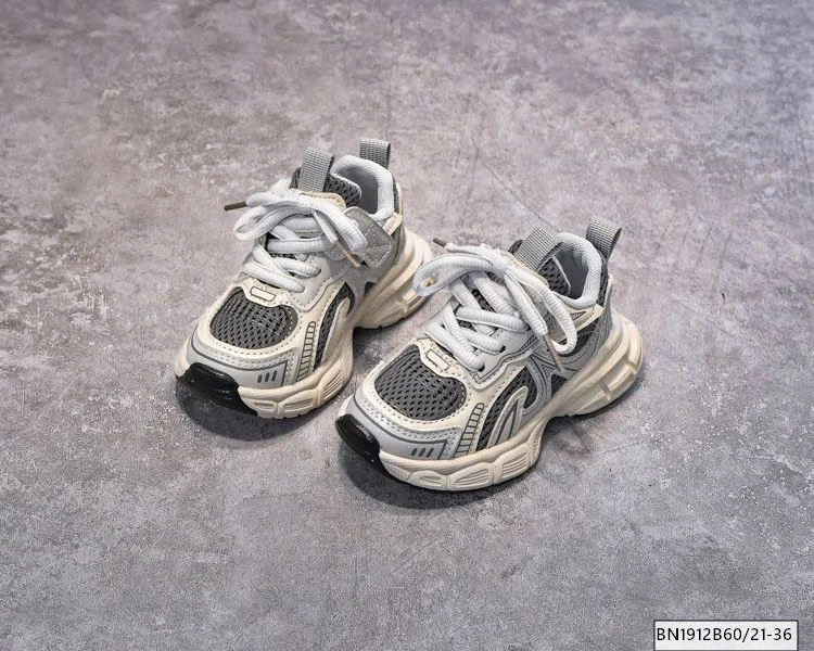 GIÀY THỂ THAO THOÁNG KHÍ – NHẸ CHÂN, LÊN FORM SIÊU ĐẸP